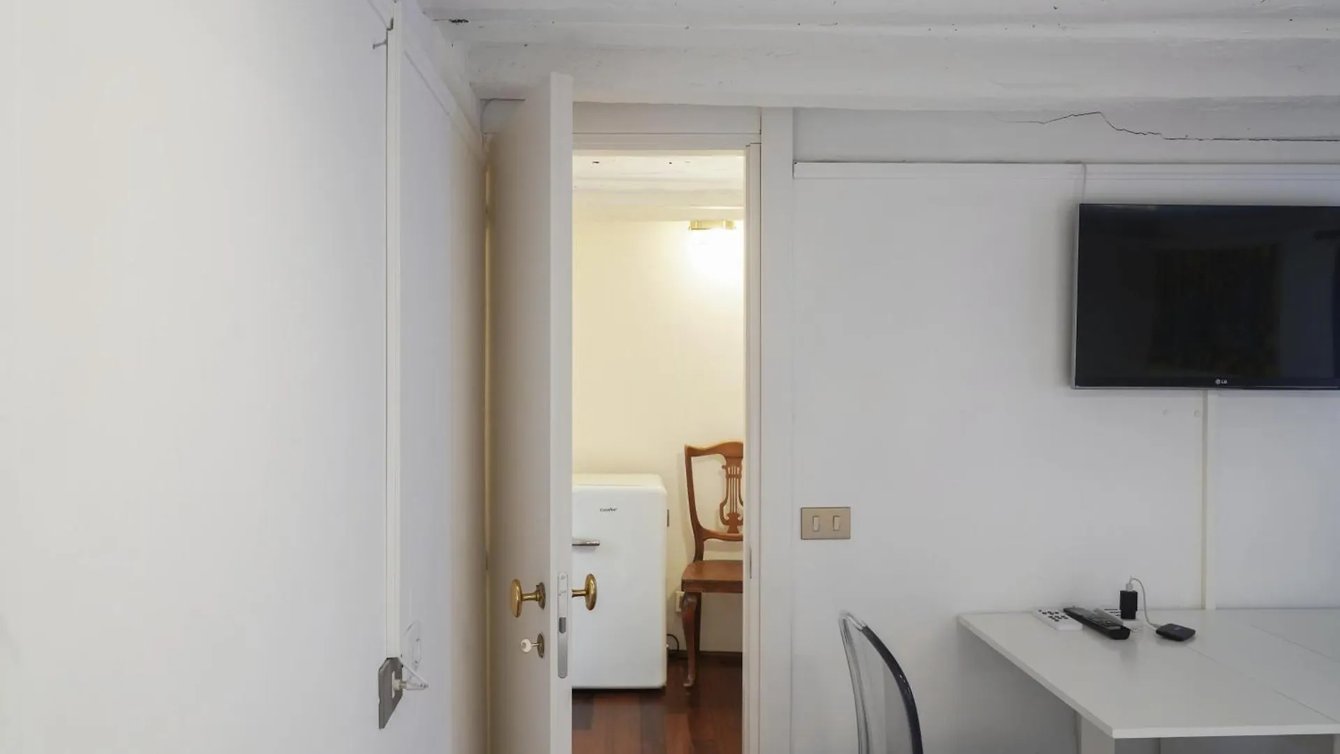 Super Central 1 Bedroom Apartment Venice